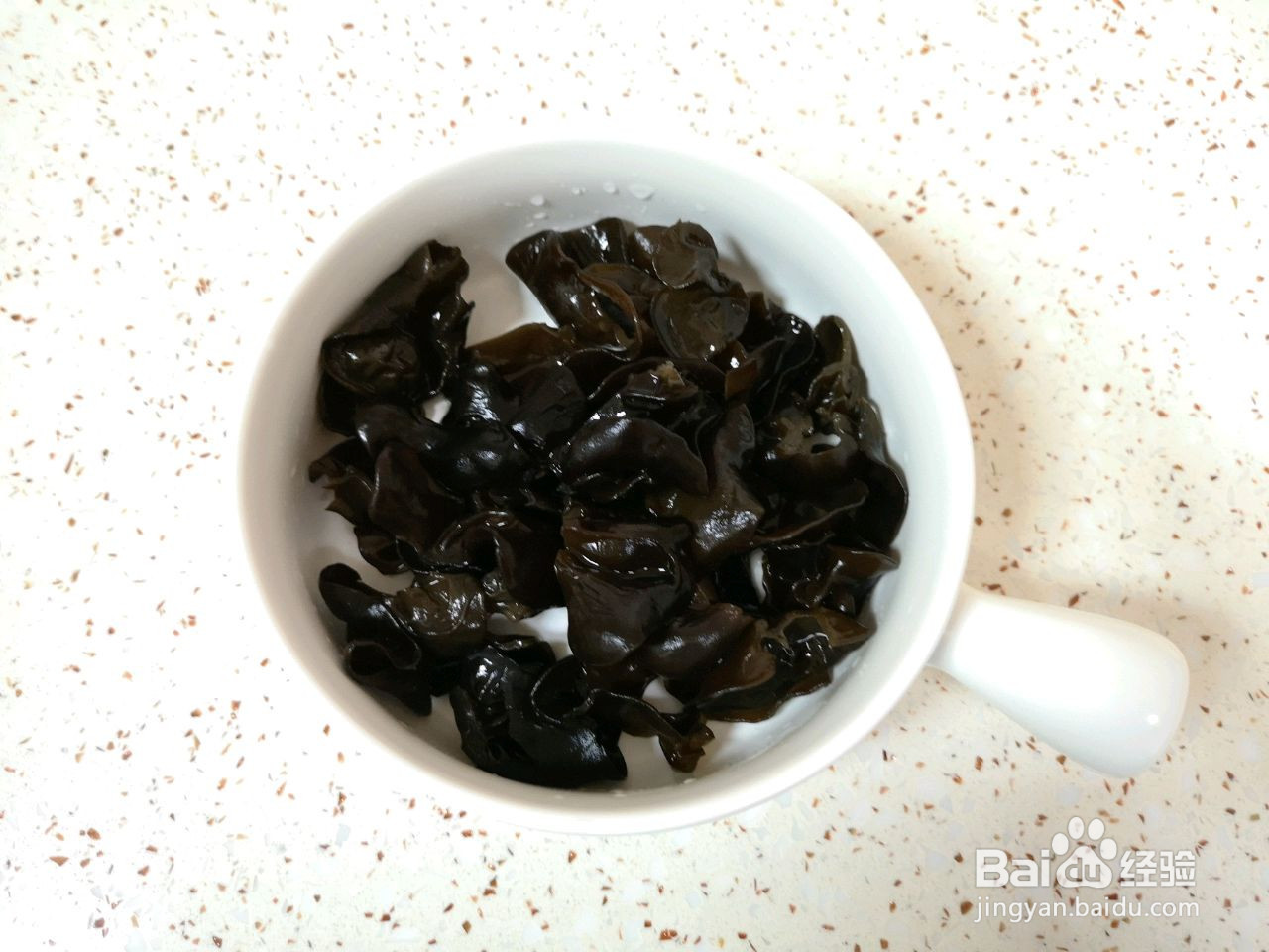 茄汁鱼丸烩菜的做法