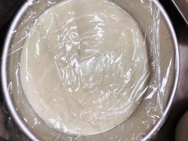 椰浆芒果慕斯蛋糕