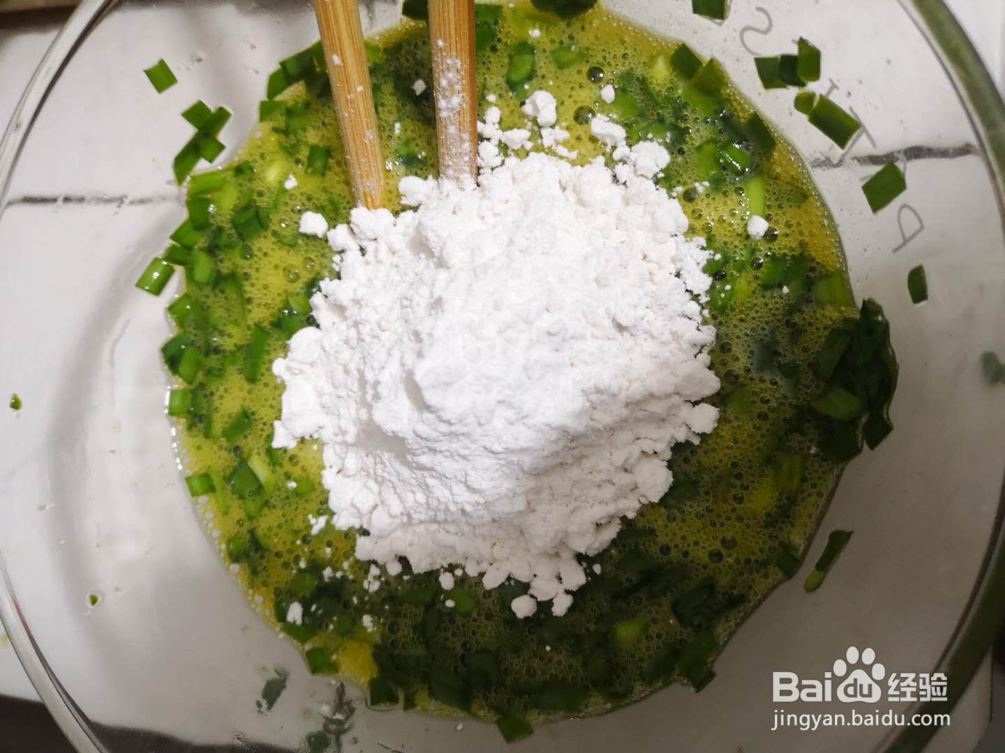 怎么制作韭菜鸡蛋饼