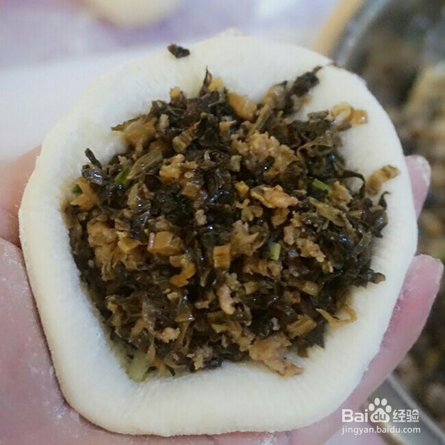 做出入味的梅干菜肉饼