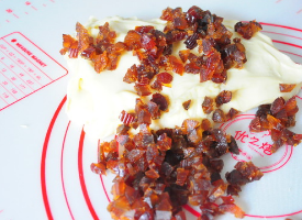 蜜枣小面包做法，简单美味