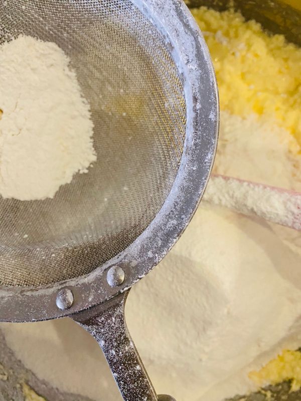 蓝莓爆浆玛芬蛋糕