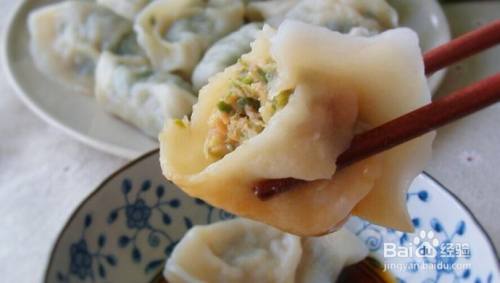 槐花饺子的做法