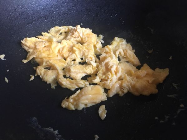 卷心菜鸡蛋炒面