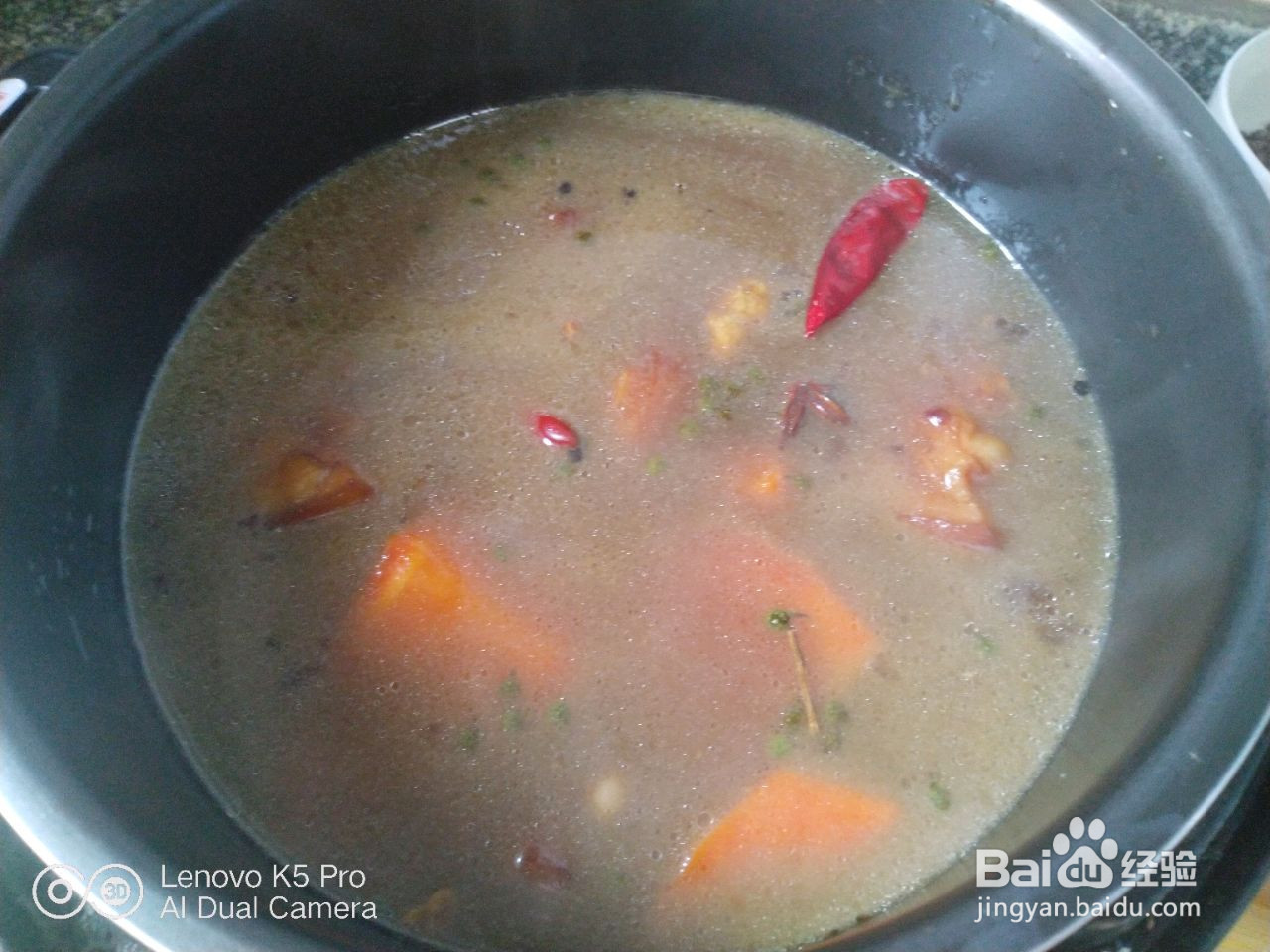 黄豆焖猪蹄的做法