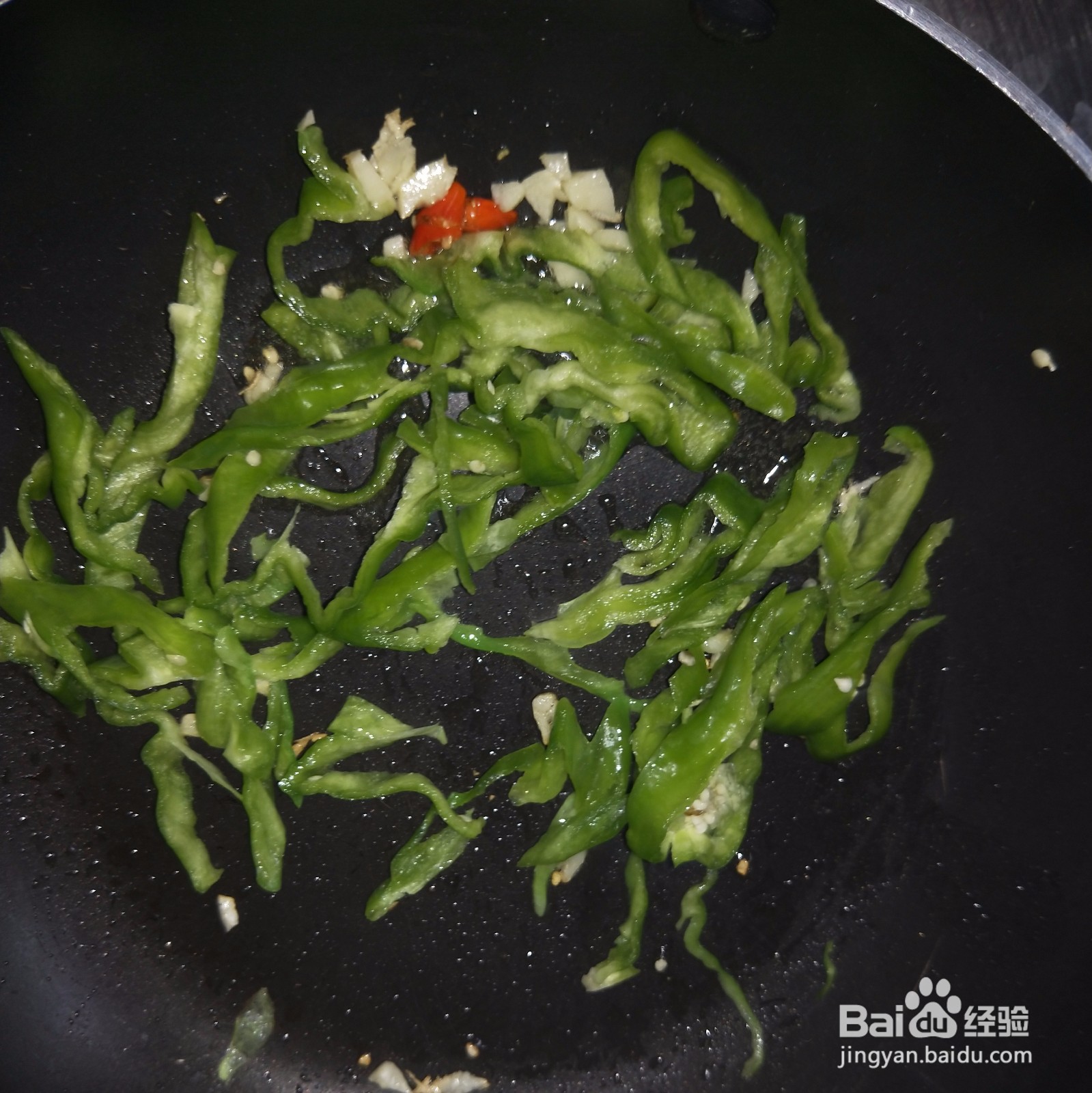 香干炒青椒怎么做好吃？