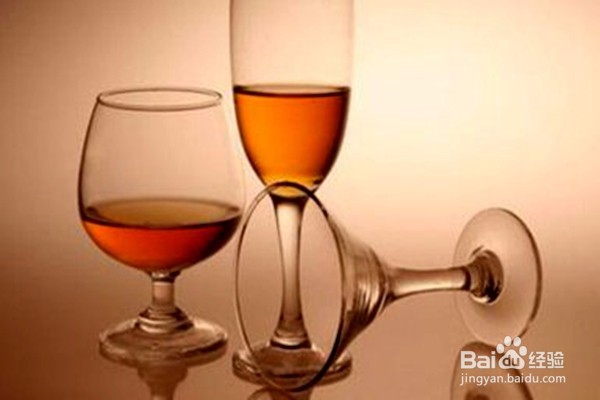 患有肝病的人不能进食哪些食物？