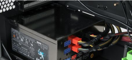 电脑键盘通电却不能用是为什么