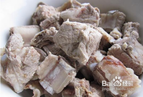 排骨卤蛋的做法