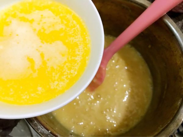 百香果杏仁妙芙蛋糕