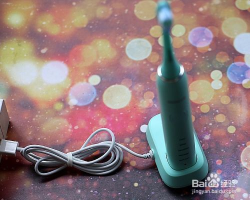 索纳斯青葱绿电动牙刷功能使用
