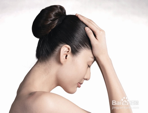 动动手就V脸 教你5步瘦脸按摩手法