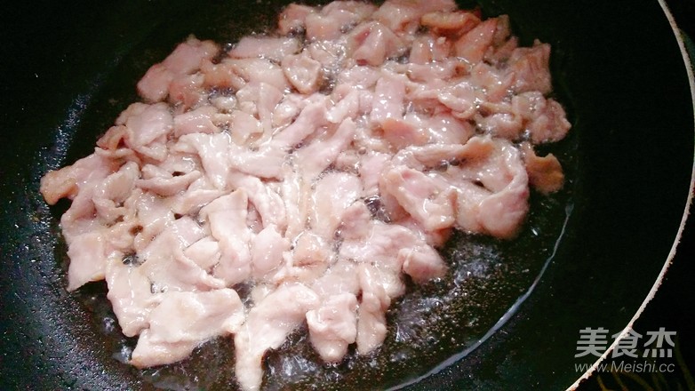 耳子莴笋炒肉片