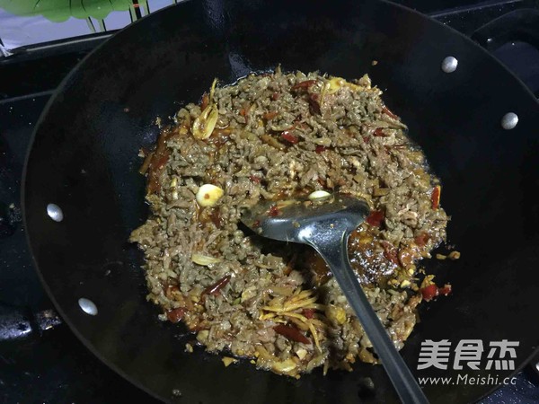 泡椒牛肉丝的做法