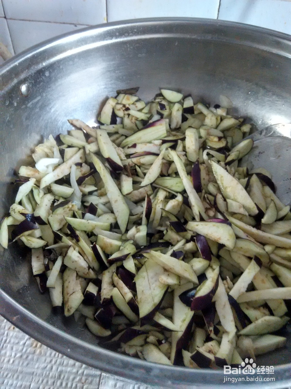 洋葱丝炒茄子丝