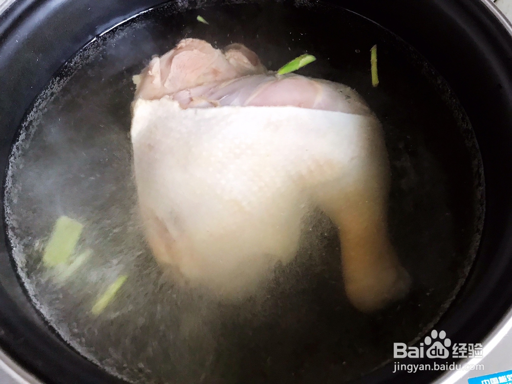 做出入味的姬松茸茶树菇鸡汤