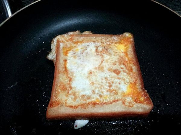 火腿芝士煎蛋吐司