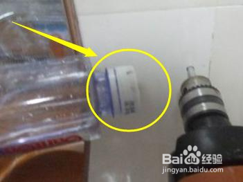 瓷砖上打孔怎么才不破