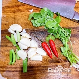 怎么做香煎蒜香虎虾