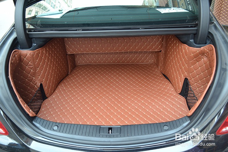 奔驰CLS320后备箱垫选购技巧