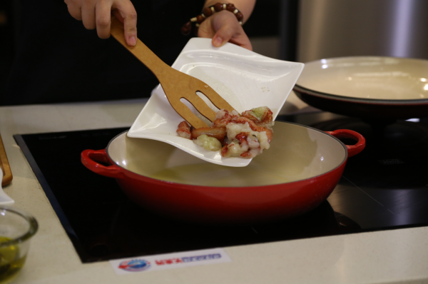 北极虾麻辣海鲜锅