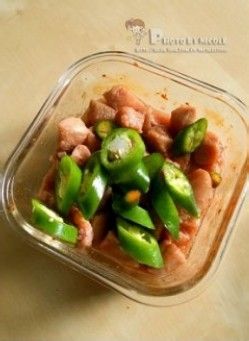 色味俱佳的10分钟香辣叉烧鸡丁