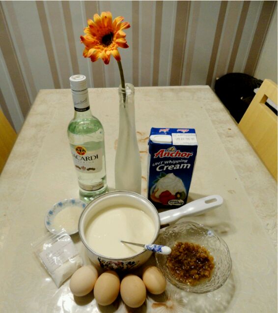 香草朗姆冰淇淋