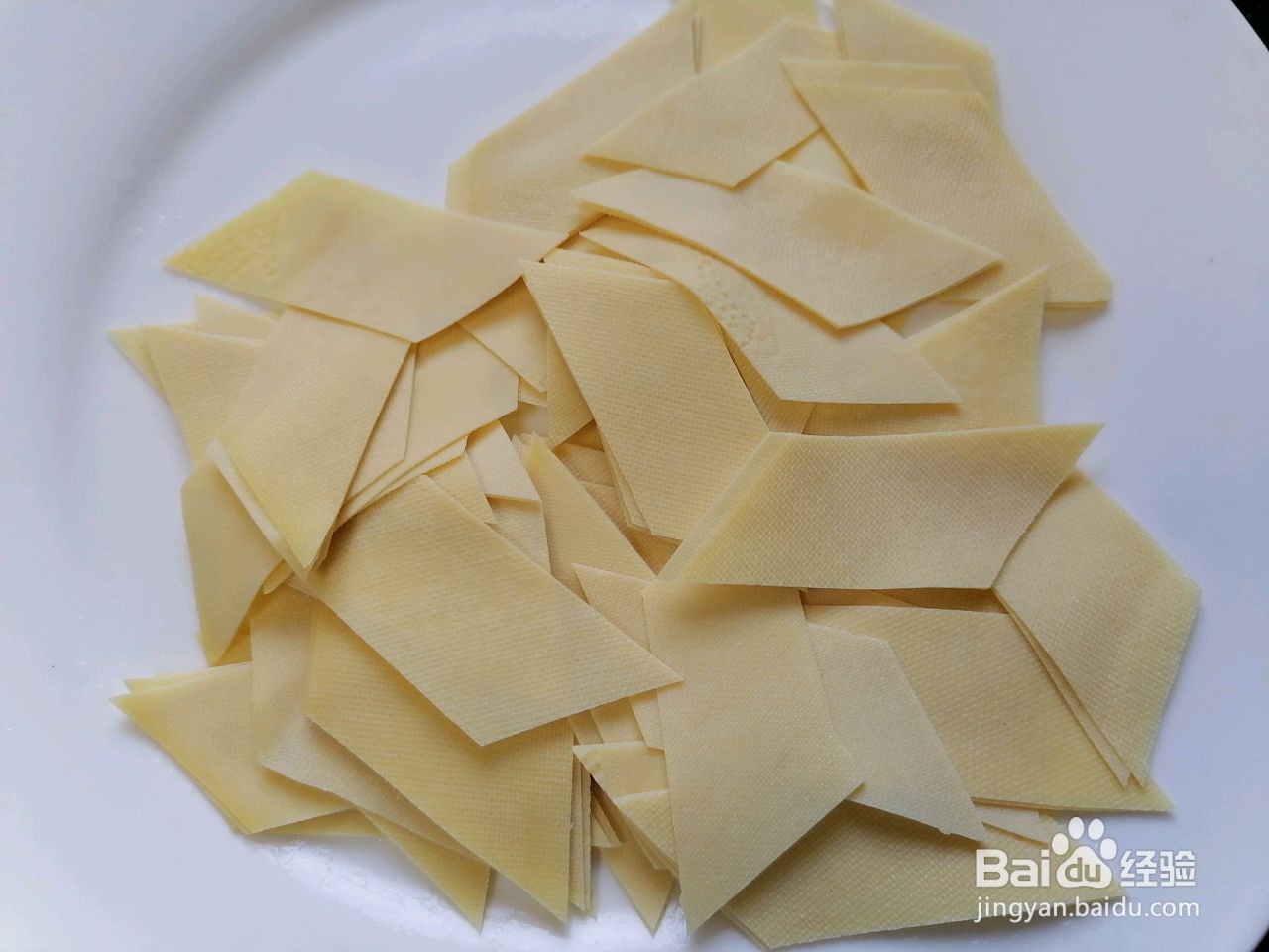 青椒炒豆皮怎么做