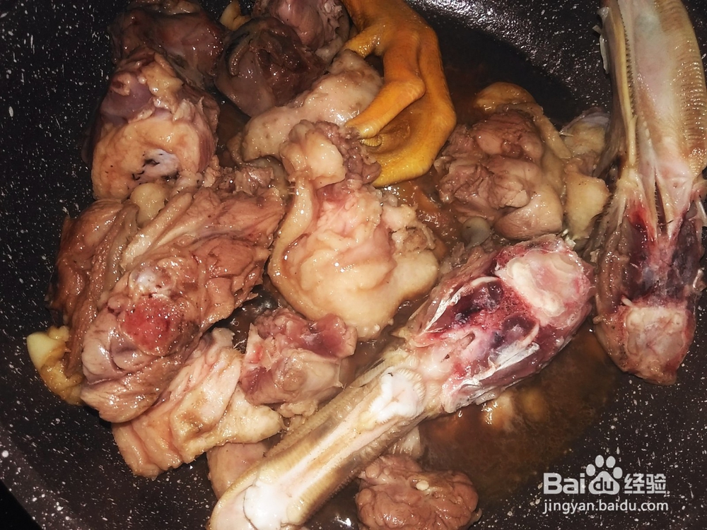 小芋头焖土鸭的家常做法