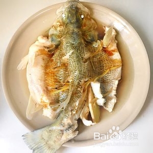 清蒸新鲜鲈鱼