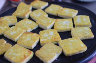营养丰富-家常铁板豆腐