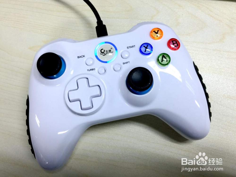 使命召唤:黑色行动4能用阿修罗2手柄玩吗?