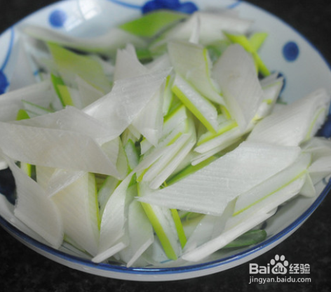 葱爆羊肉的做法