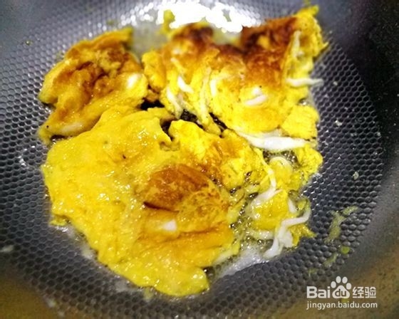 银鱼炒鸡蛋怎么做？