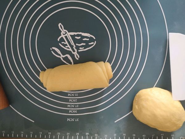 牛奶蛋黄手撕吐司