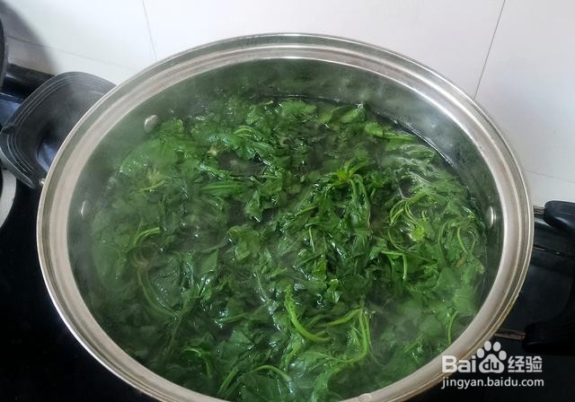 家庭自制荠菜饺子