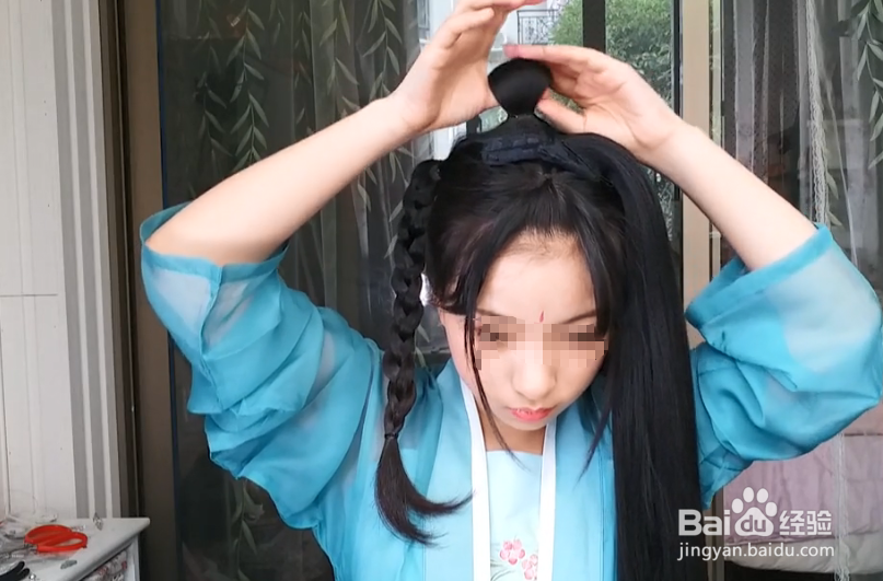 怎样做无发包的双耳髻发型
