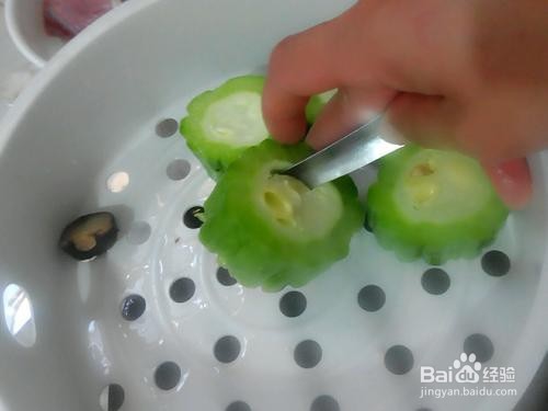 美味苦瓜蒸肉