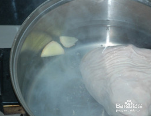 白果酸菜猪肚汤