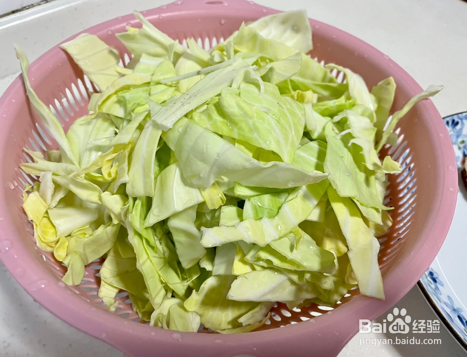 酱肉炒包心菜怎么做