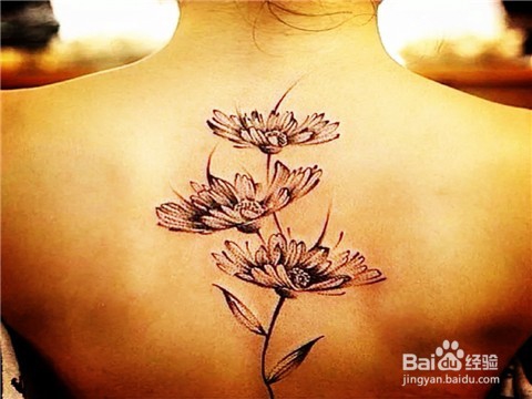 如何说服女朋友不去彩绘和纹身