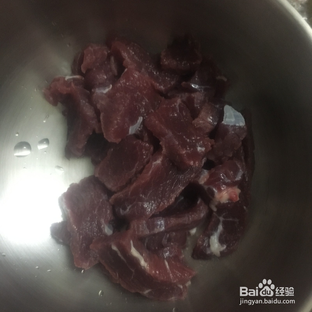 牛肉炒白菜的家常做法