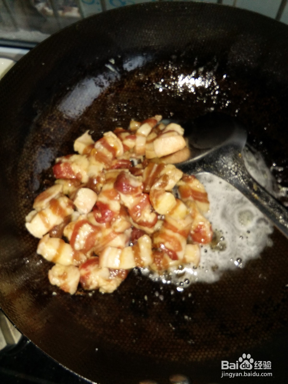 红烧肉烩洋葱油麦菜