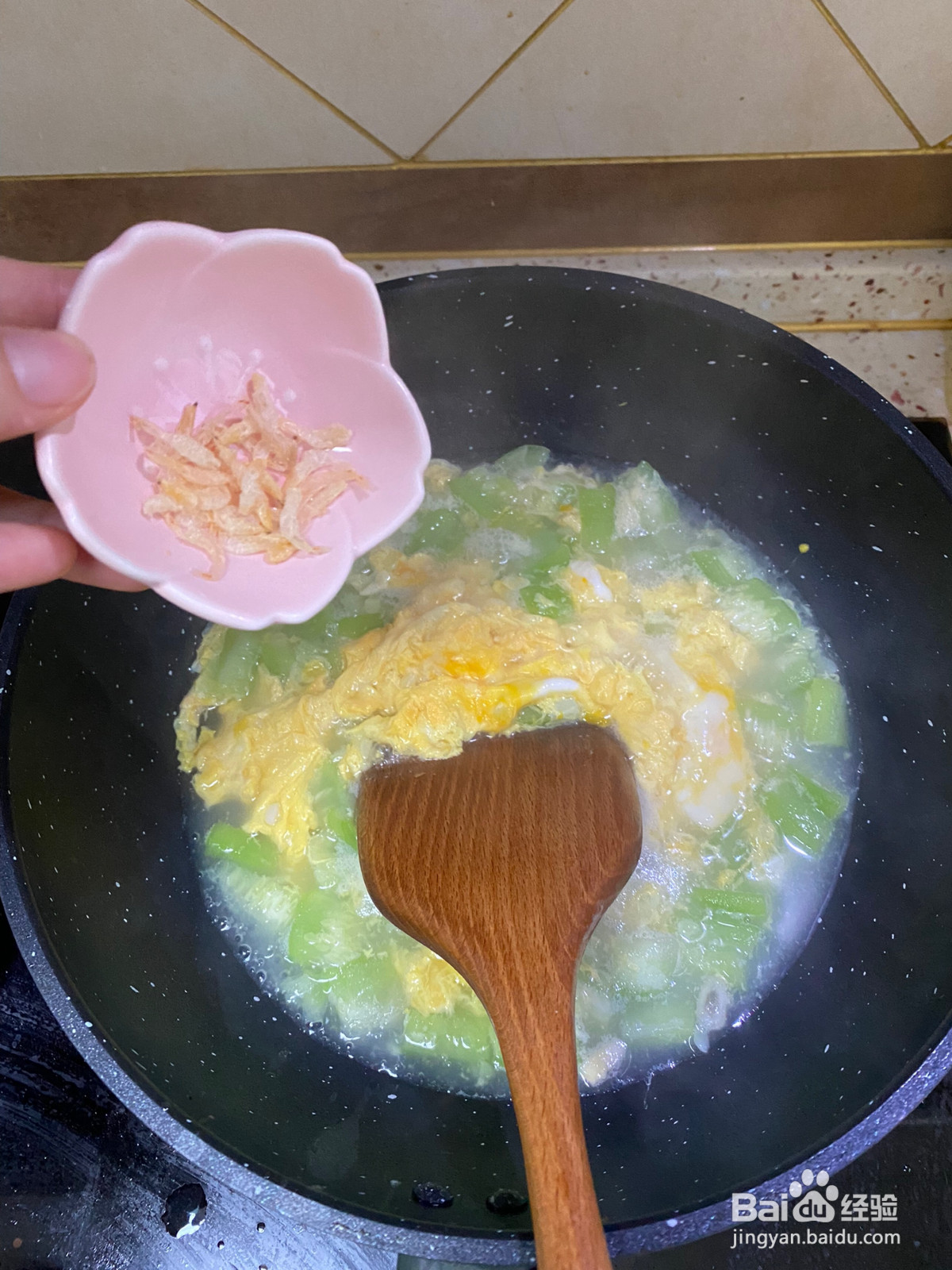 虾皮丝瓜蛋汤的做法