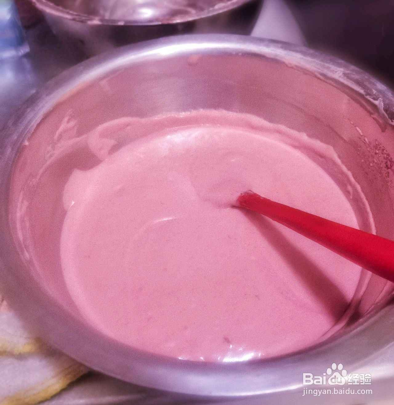 粉嫩可爱的草莓麻薯泡芙的做法
