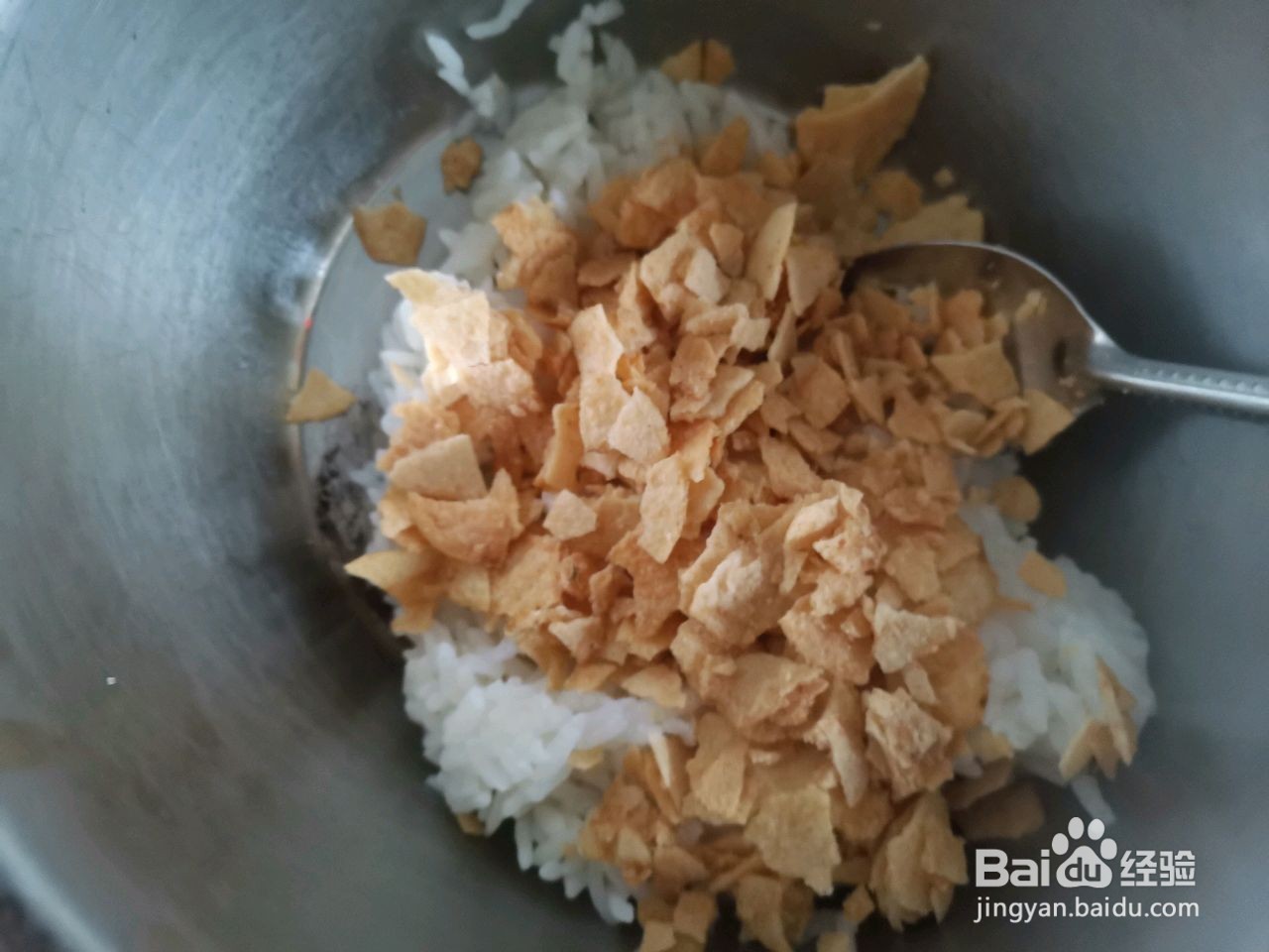 午餐肉饭团的做法
