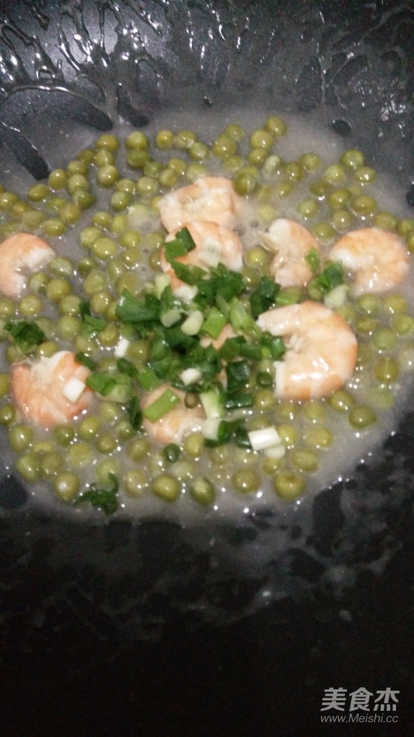 豌豆虾仁的做法