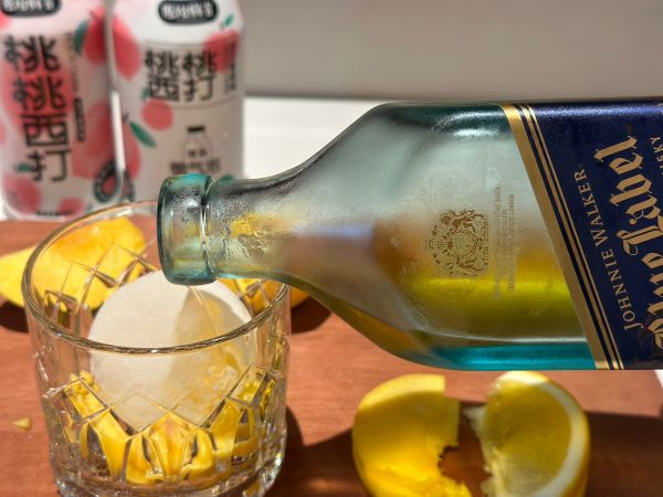 微醺黄桃气泡酒