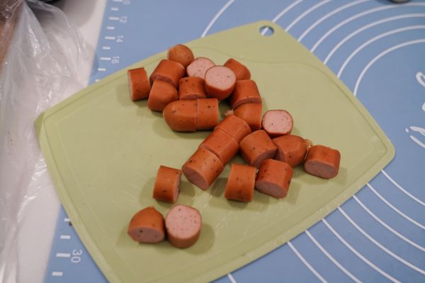 童趣花朵火腿肠肉松面包