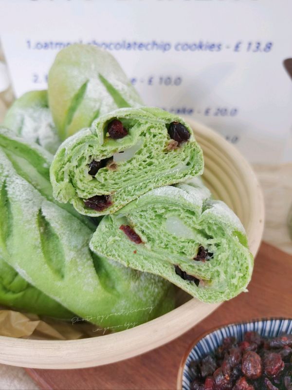 蔓越莓麻薯抹茶面包